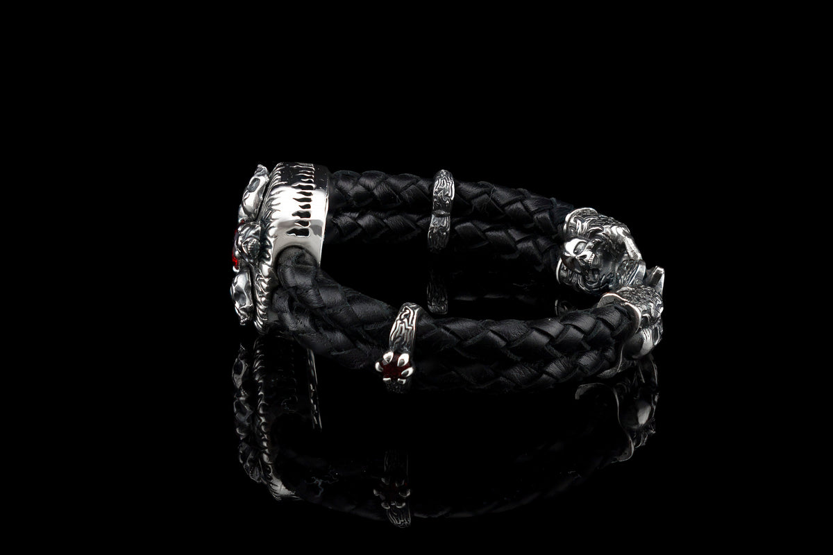 Furious Bonnie skull leather bracelet, side view of the double braided strap and silver stations