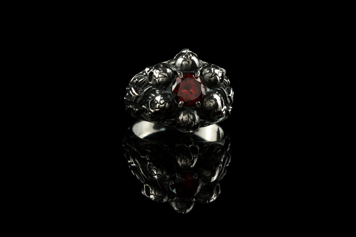 Furious Bonnie 925 sterling silver skull ring with Pyrope Red cubic zirconia and hand-oxidized gothic details