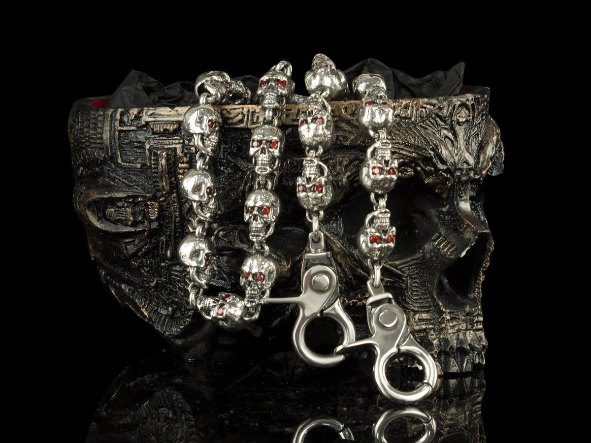 Heavy skull link wallet chain with swivel snap hooks at both ends