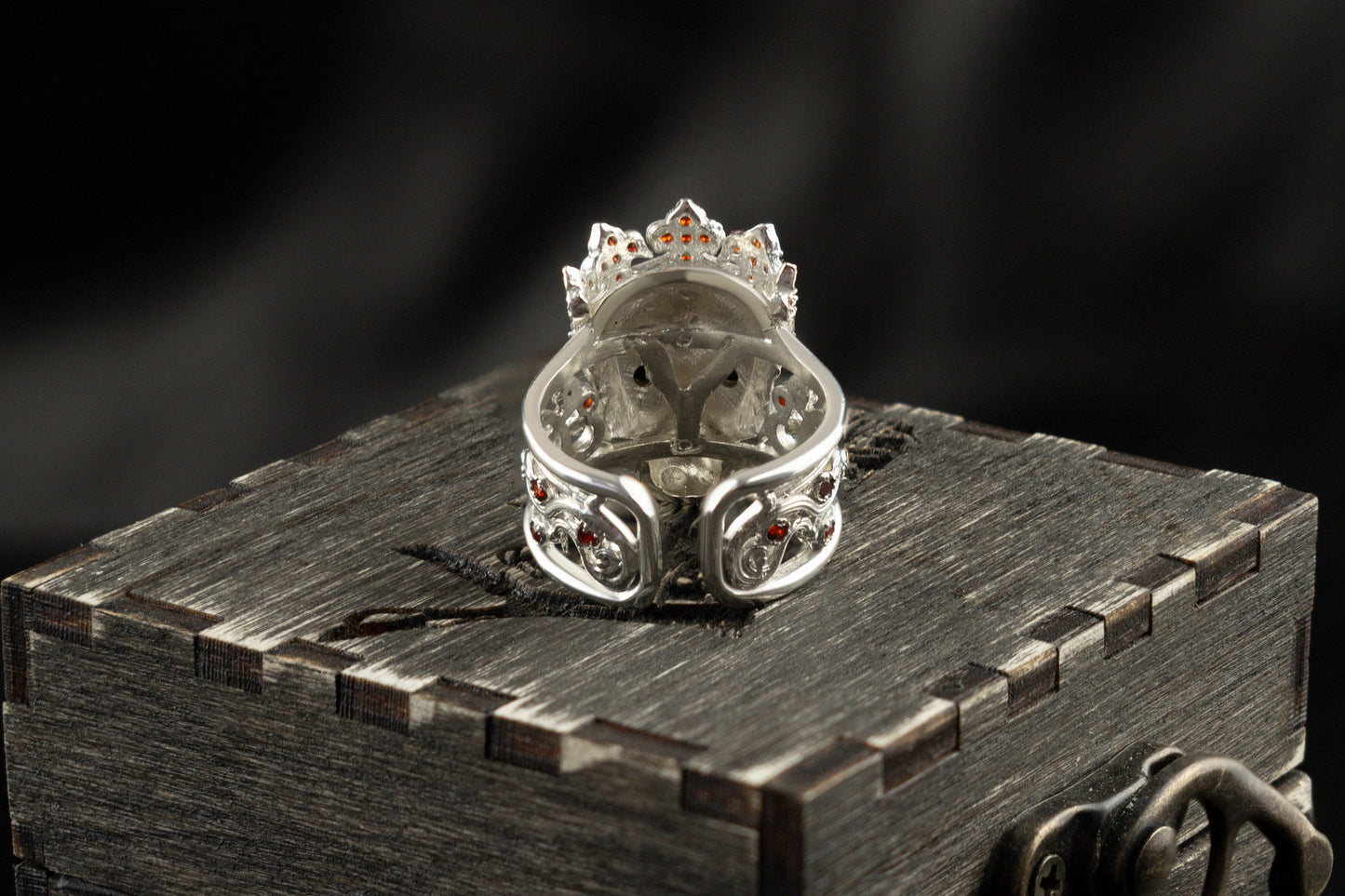 Silver skull ring Women's skull jewelry Santa Muerte skull with crown