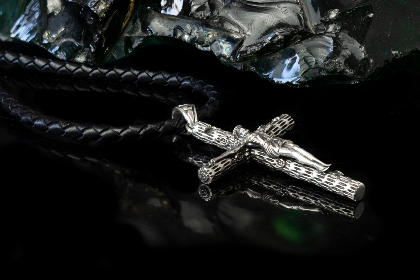 Crucifix Jesus  pendant Heavy silver cross