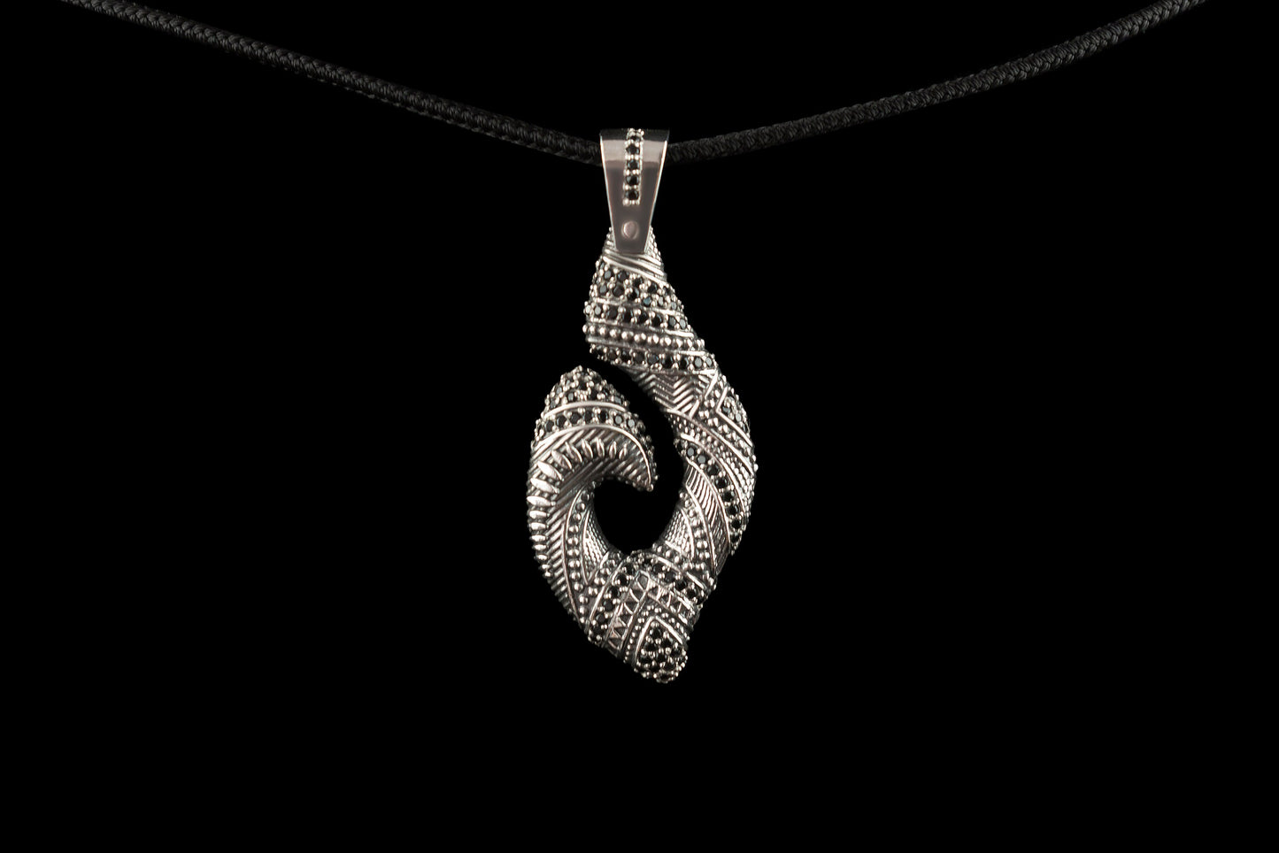 Hawaiian hook Hawaii silver pendant Fish hook Sea & sand Jewelry Scroll fish hook