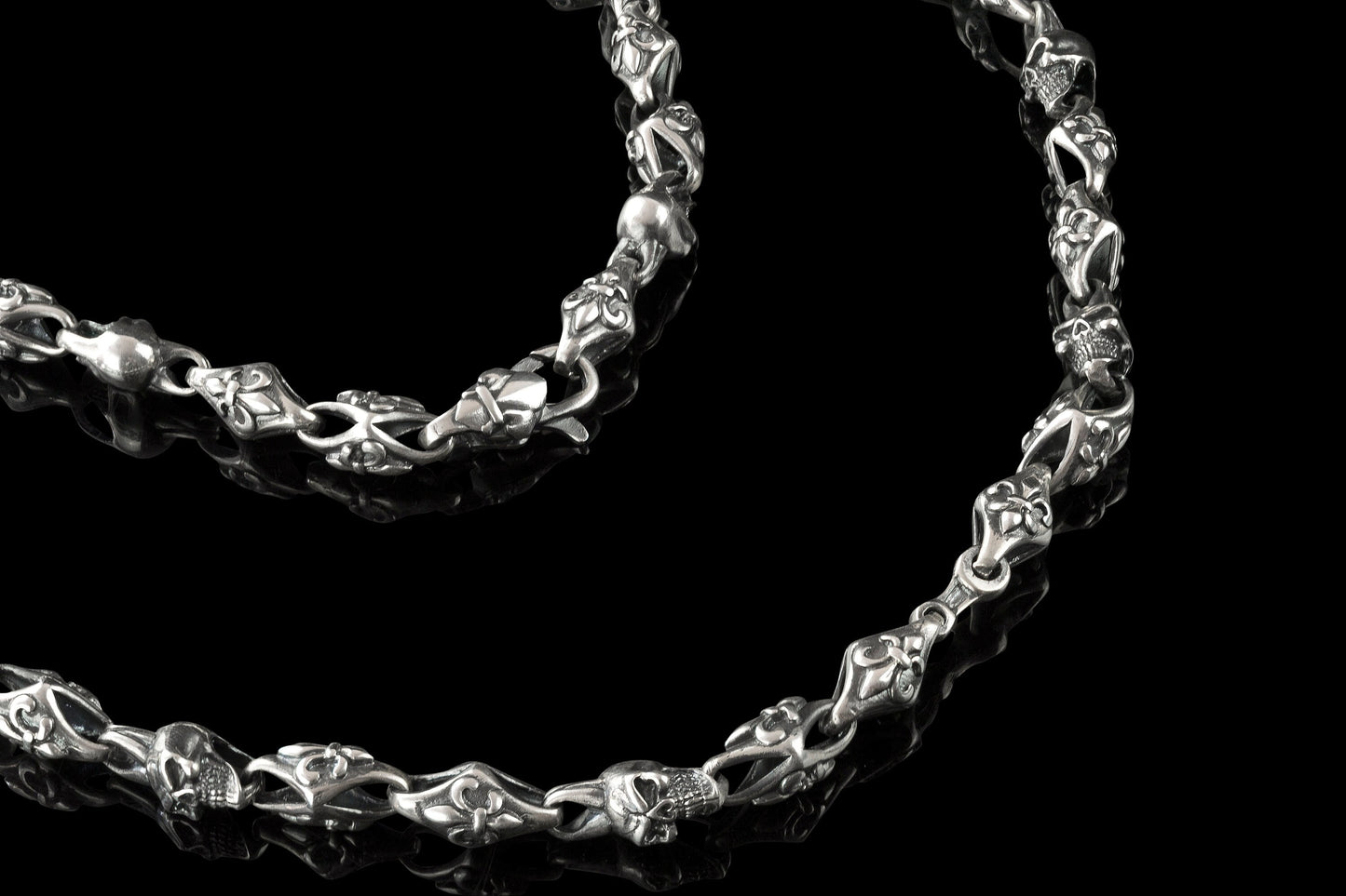 Silver skull chain fleur de lis Biker jewelry Skull and fleur de lis chain Motorcycle chain