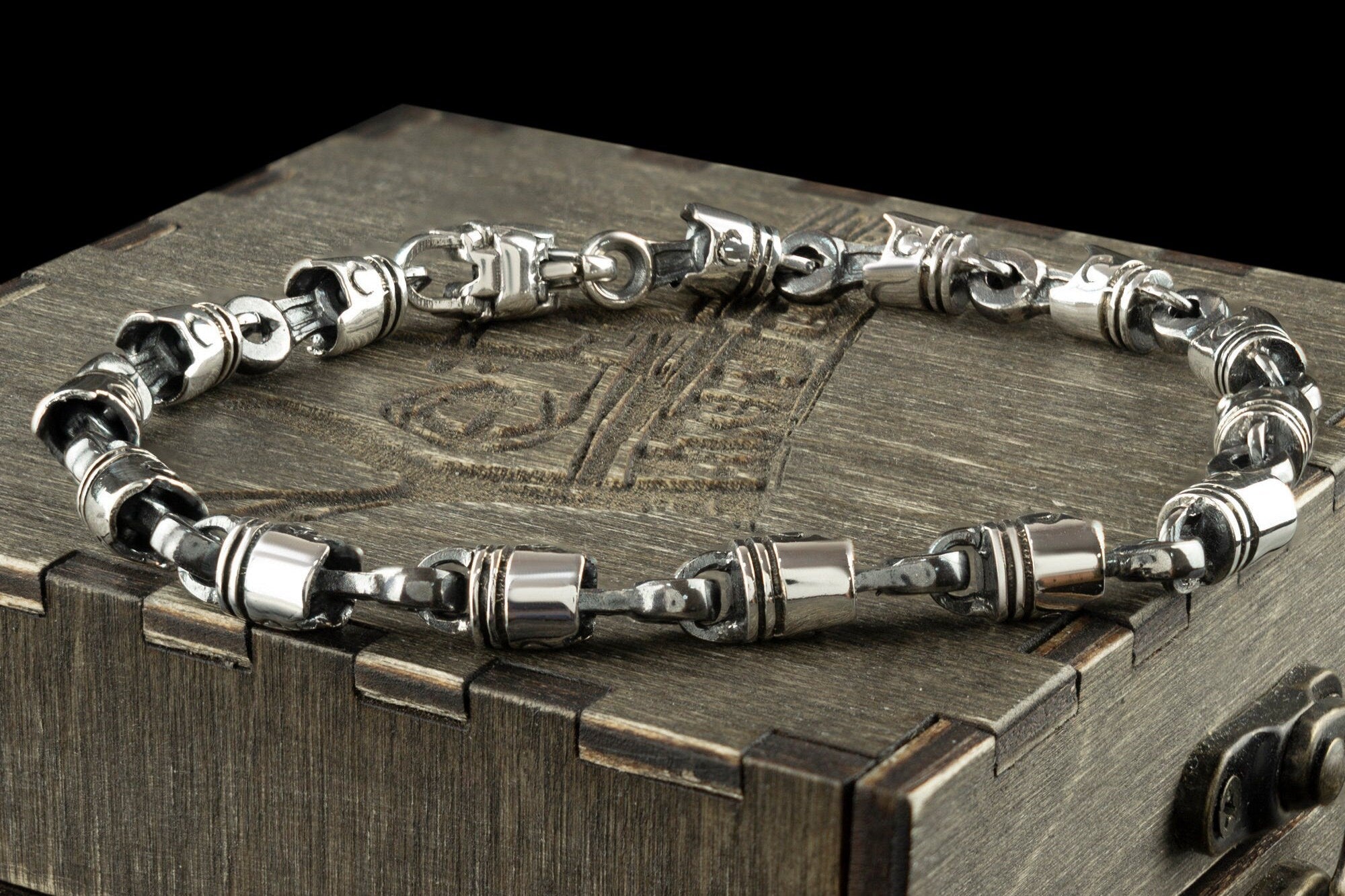 Pistons