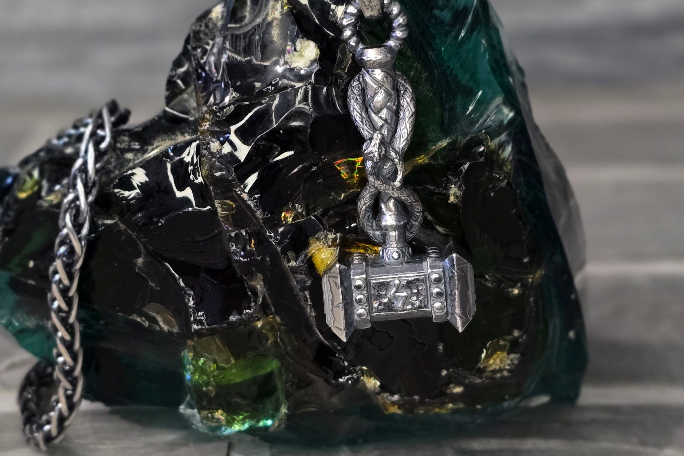Set Thor  pendant and chain