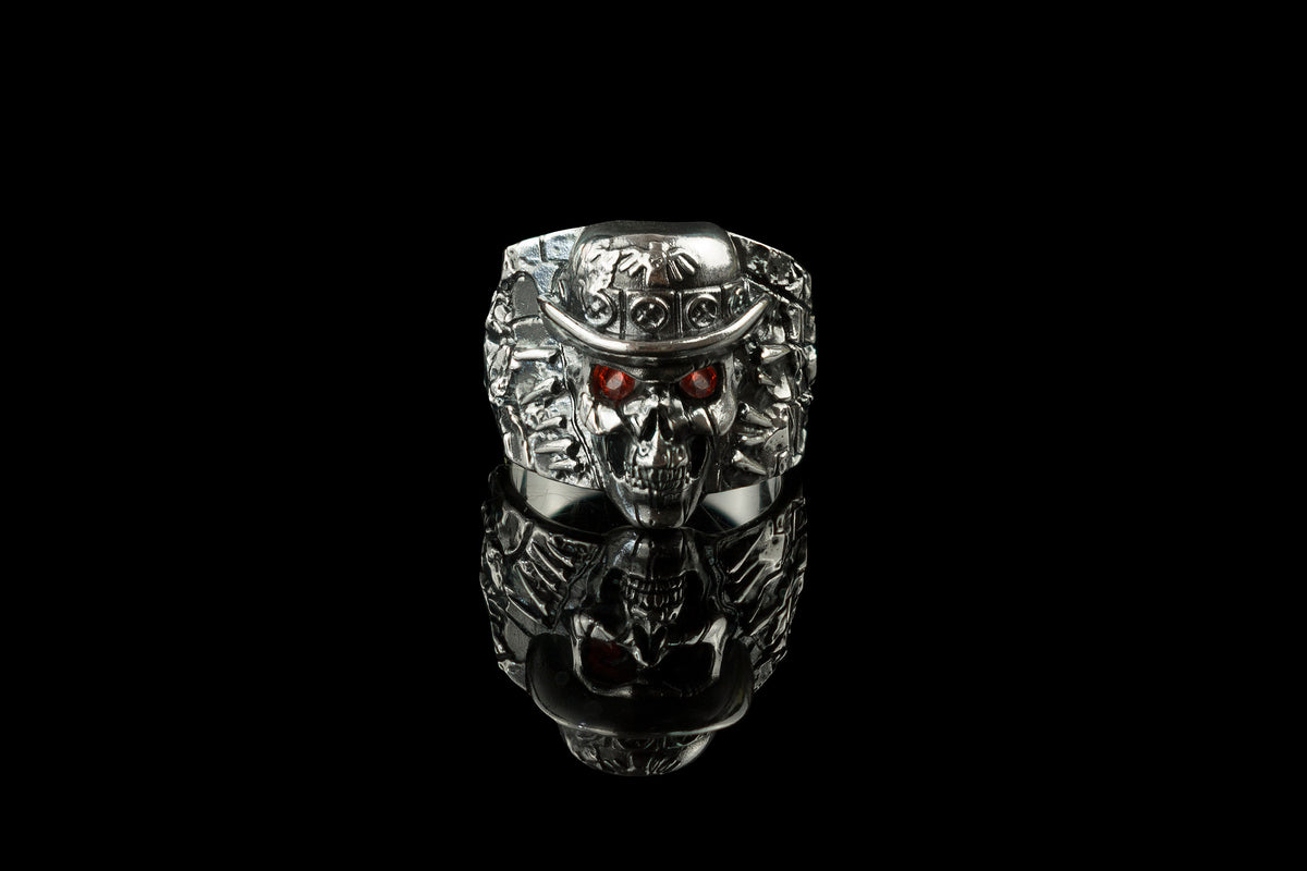 Tosahwi 925 sterling silver Comanche-inspired warrior ring with red cubic zirconia and feathered headdress