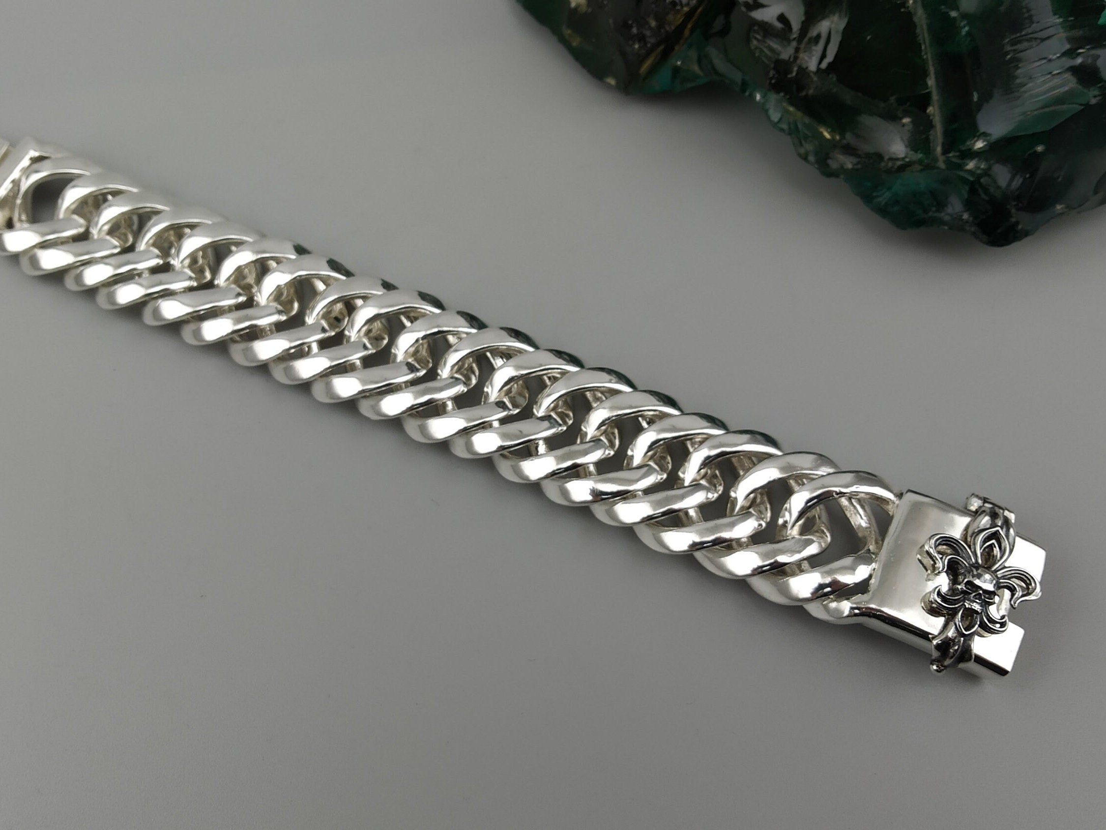 Heavy 925 sterling silver Cuban link bracelet with gothic skull emblem clasp