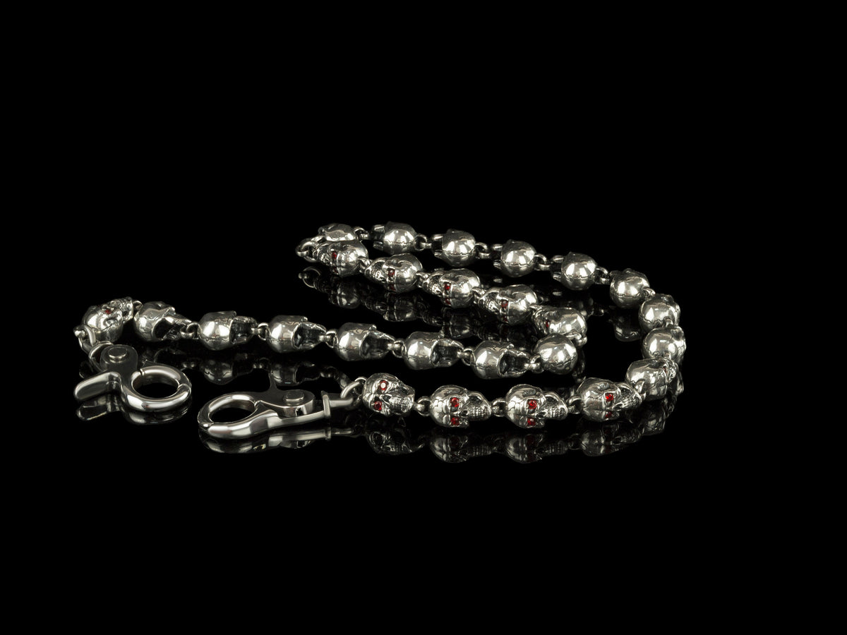 Close-up of 3D skull links and snap hook on the Mitchell biker chain