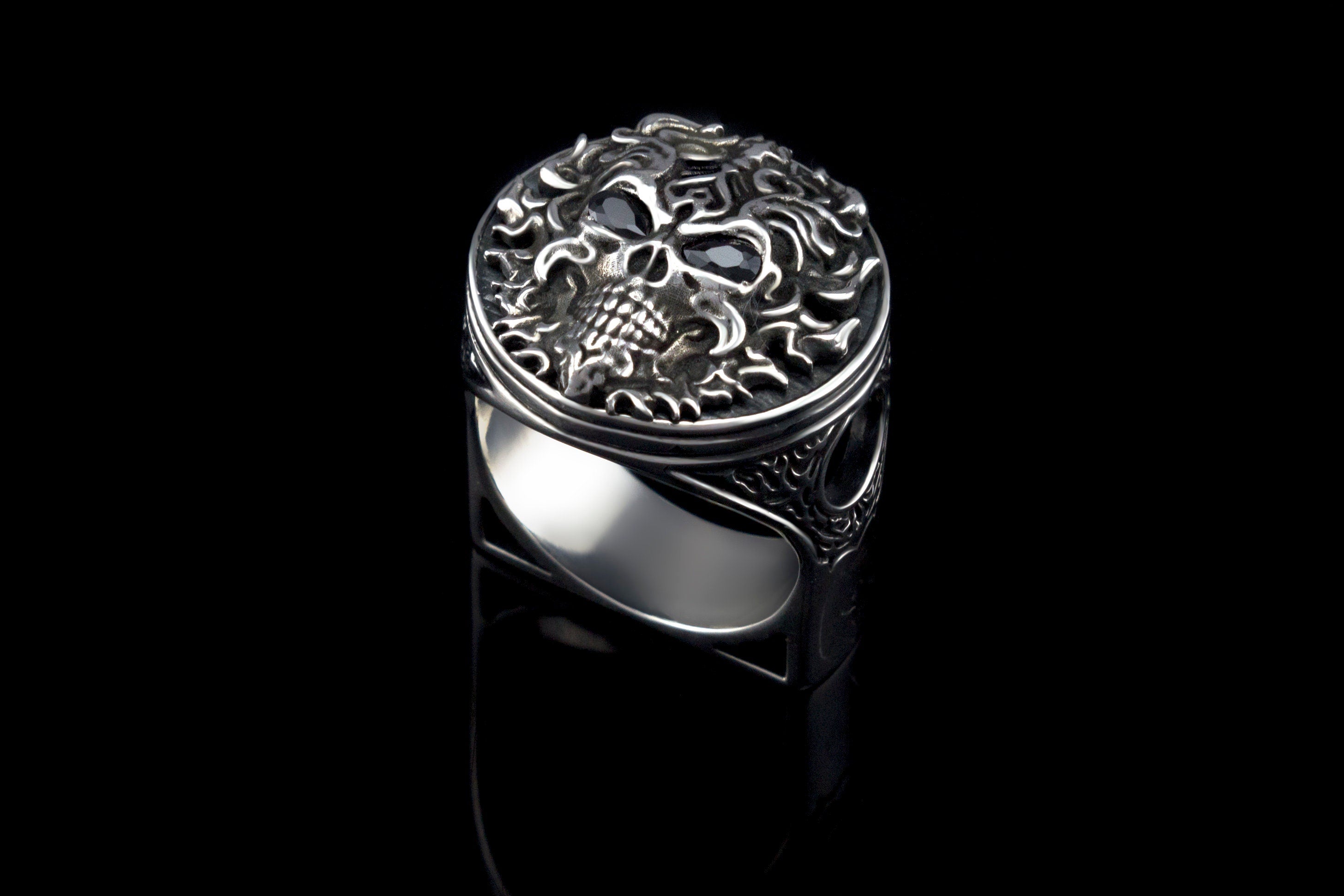 Silver skull ring Biker ring with skull Piston Motorcycle jewelry