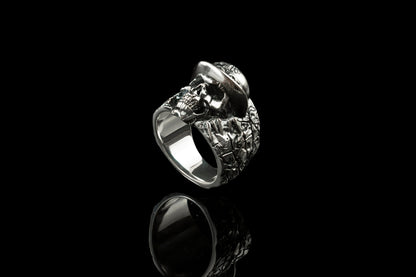 Skull ring Mens silver ring 10 size Tosahwi jewelry Biker jewelry
