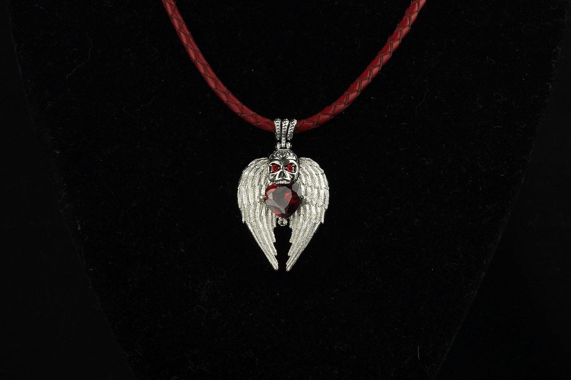 Sillver skull pendant skull jewelry red gemstone heart  Gothic