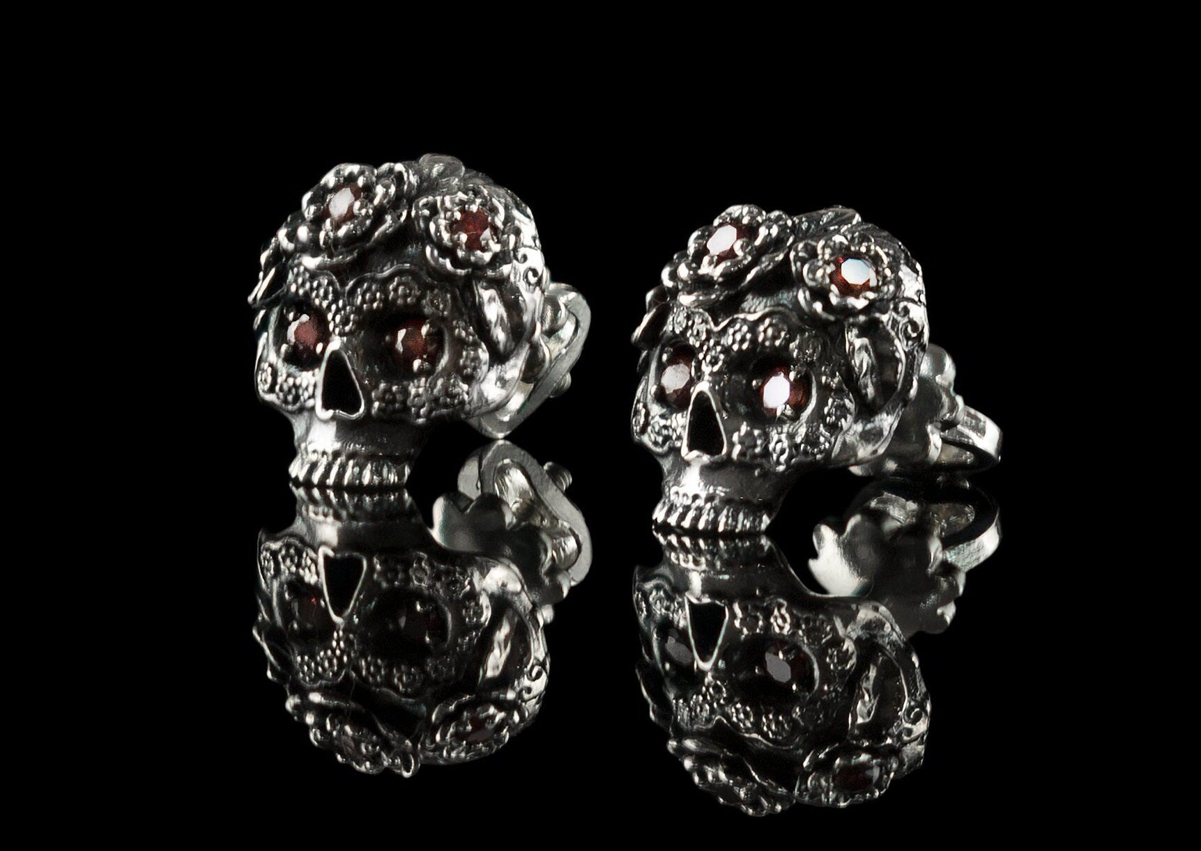 Skull Stud earrings Silver skull earrings  Skull jewelry Stud Earrings skull Bikers jewelry