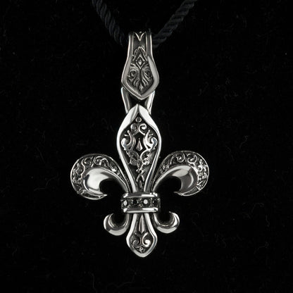 Fleur de lis pendant Fleur De Lis Charm Men's silver pendant