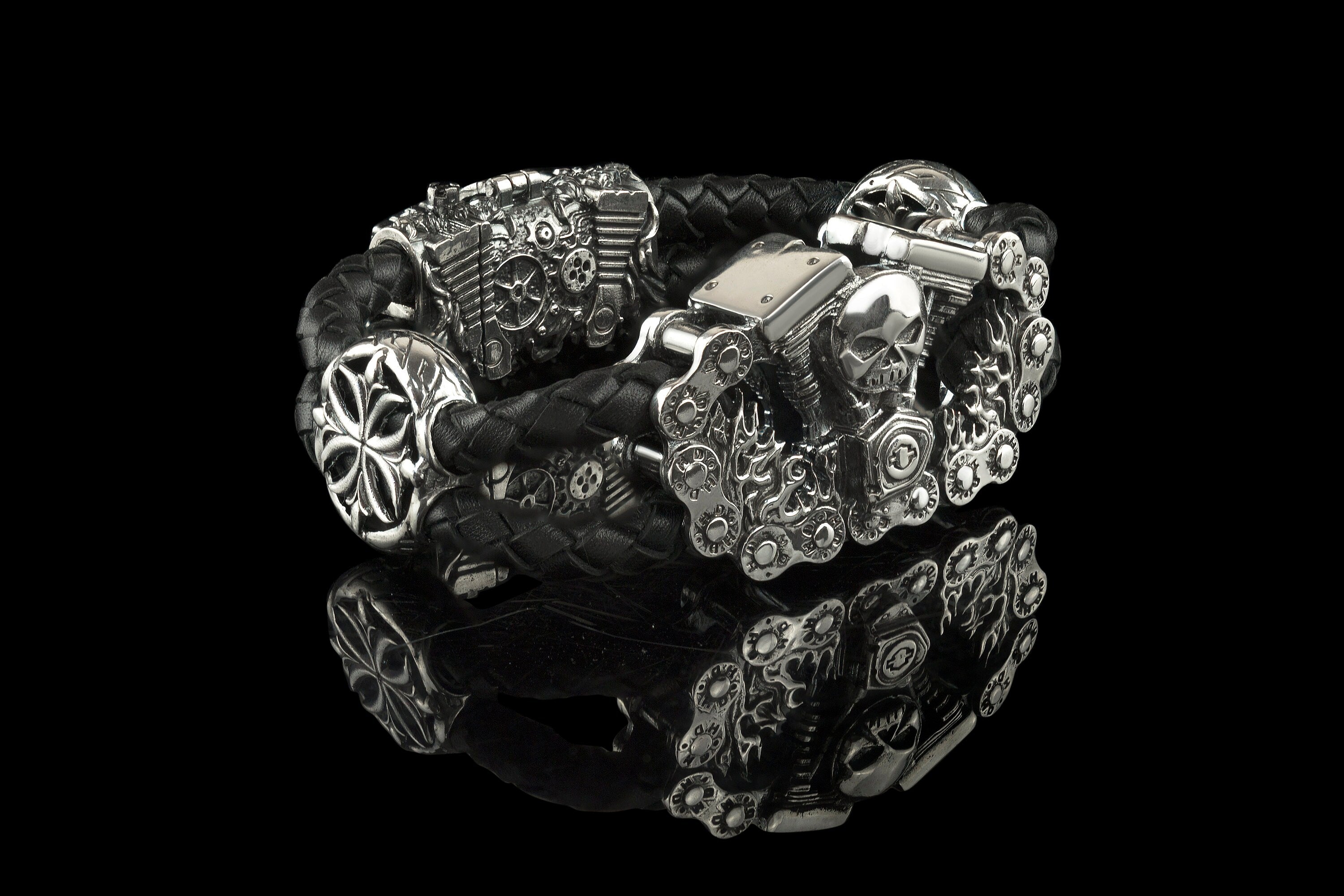 Skull bracelet Silver biker bracelet V-twin bracelet Heavy jewelry Leather and silver bracelet