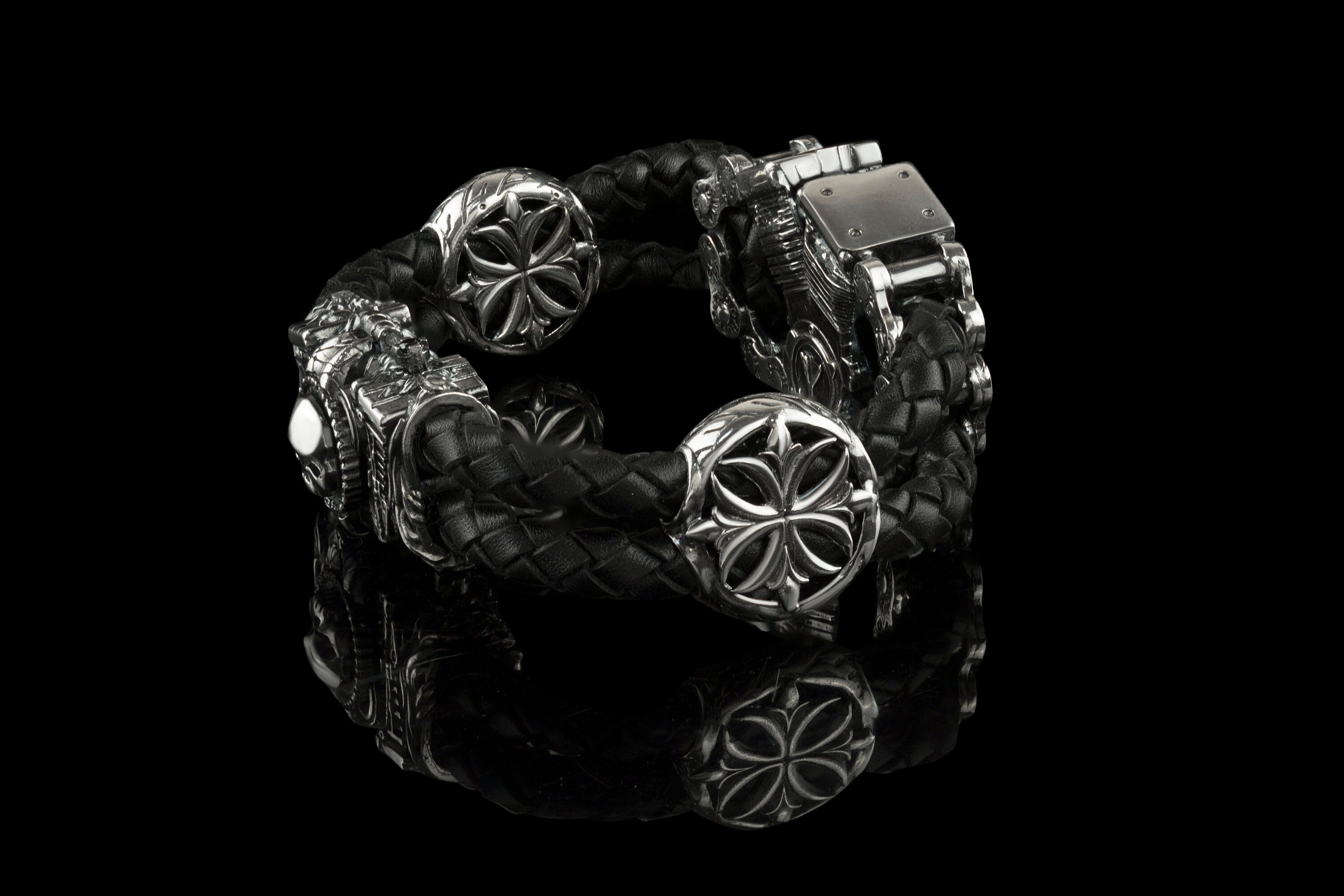 Skull bracelet Silver biker bracelet V-twin bracelet Heavy jewelry Leather and silver bracelet