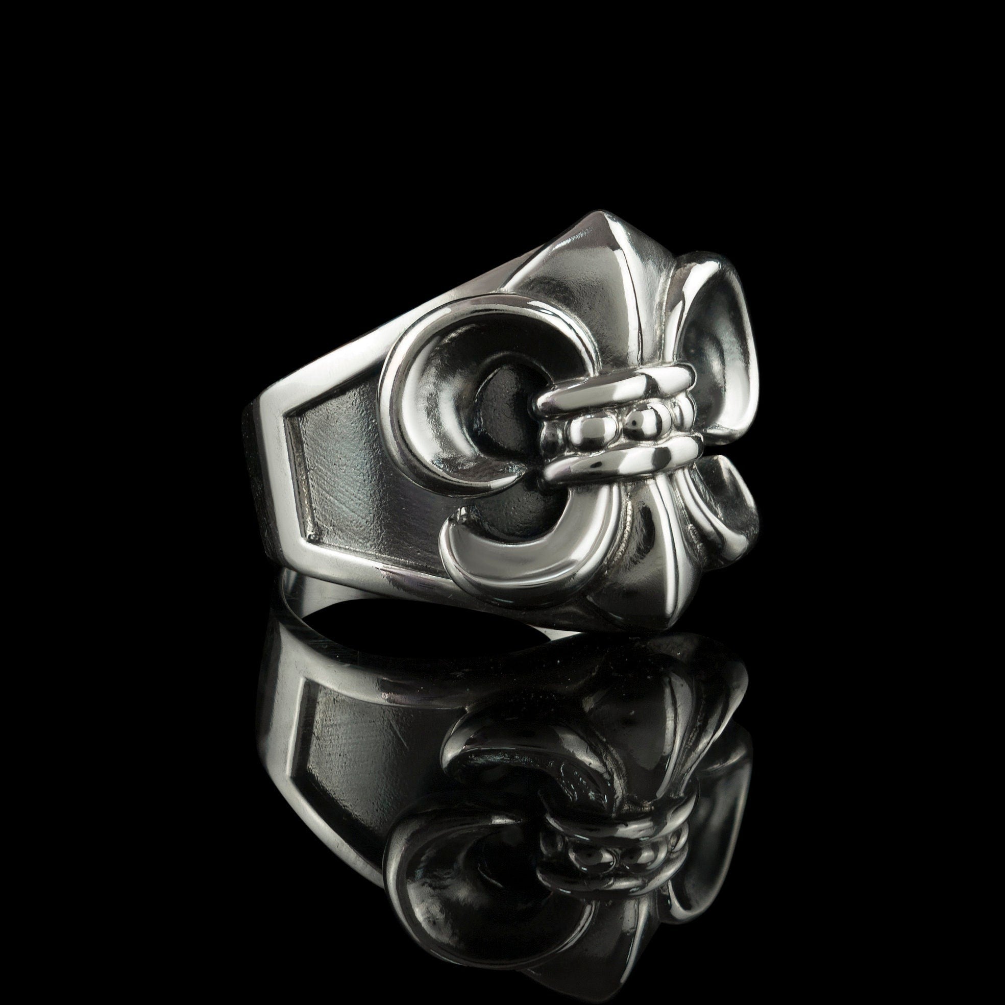 Fleur de Lis ring Silver jewelry French lily Biker jewelry Knight ring