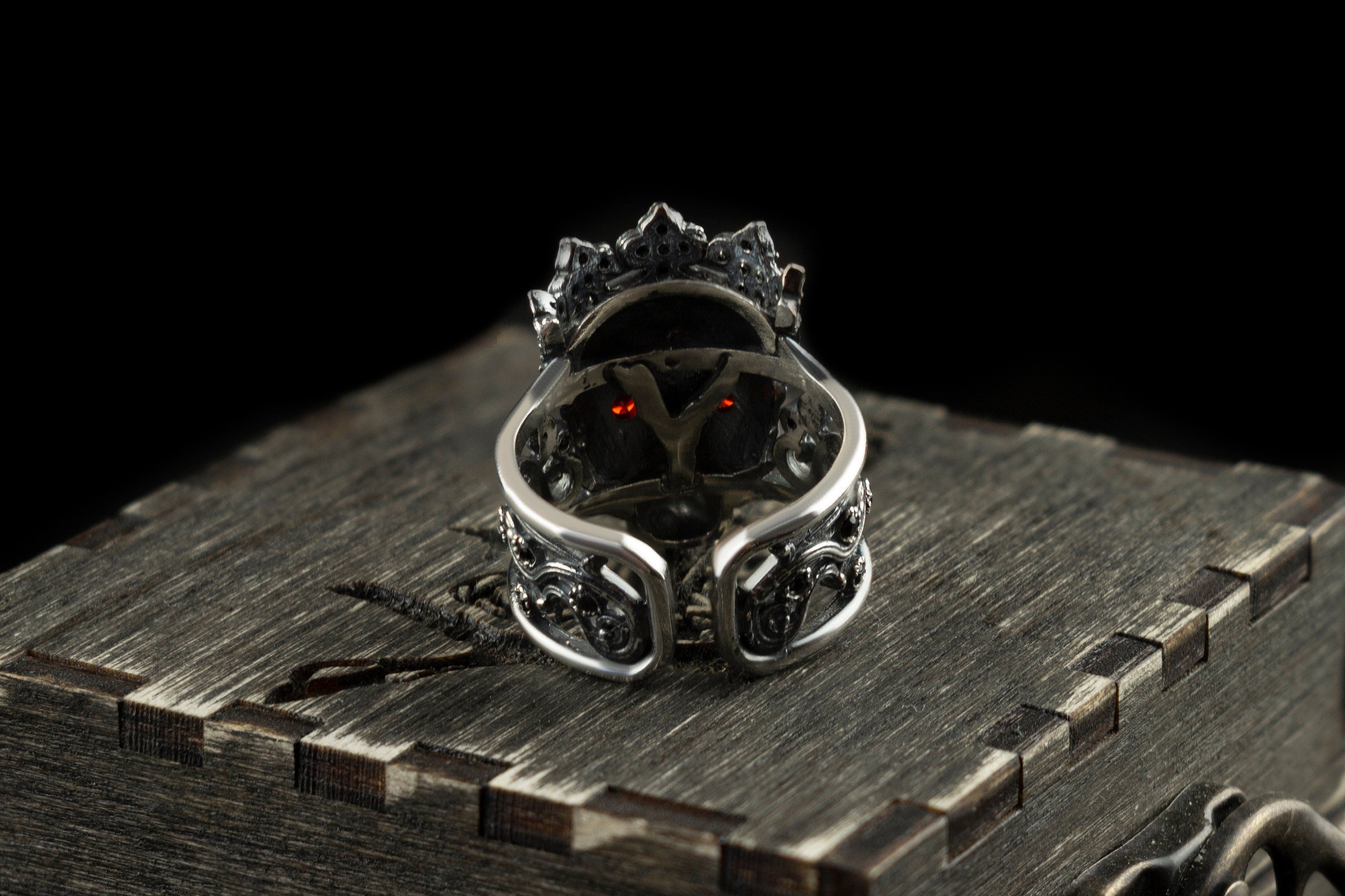 Adjustable skull women ring Santa Muerte