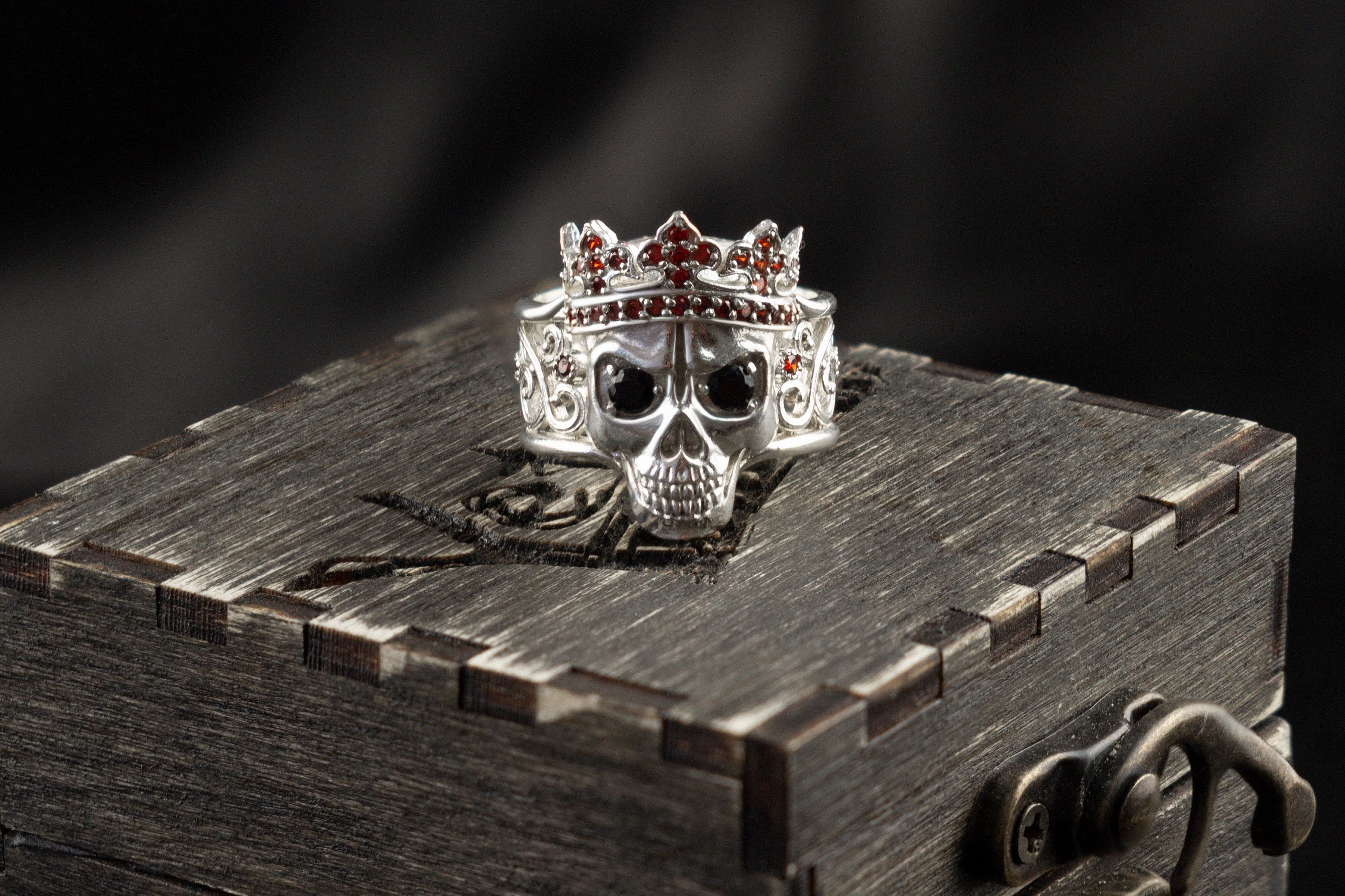 Silver skull ring Santa Muerte  Skull with crown Skull king ring