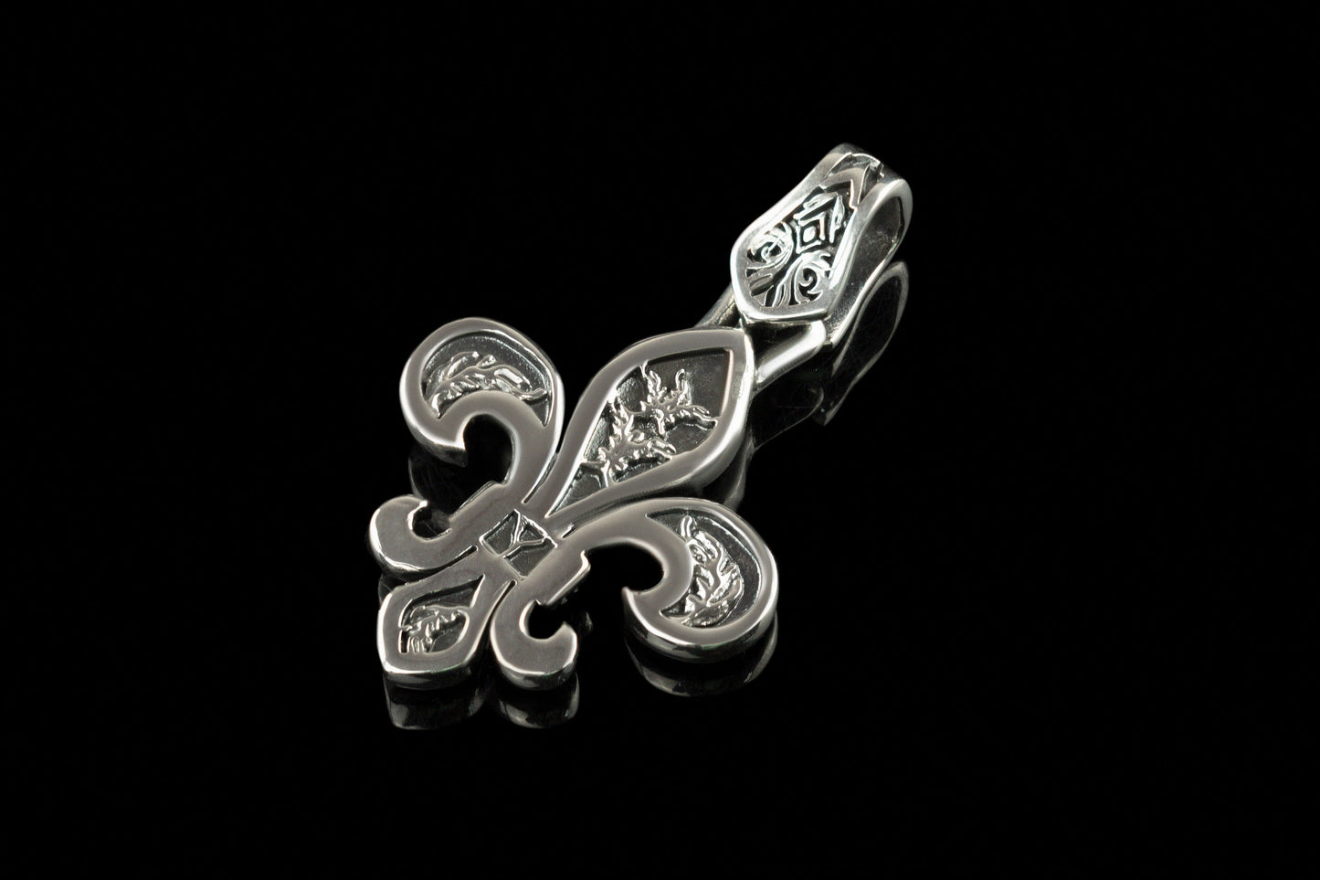 Fleur de lis pendant Biker jewelry Silver pendant