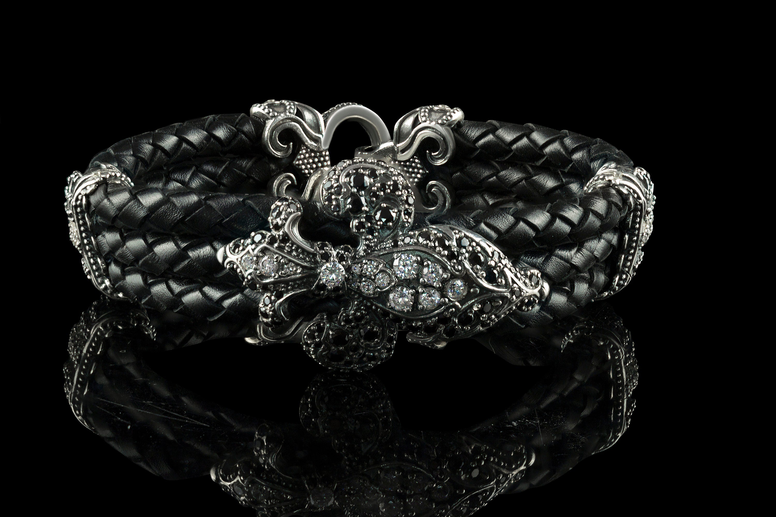 Women bracelet Fleur De Lis Black leather bracelet Silver bracelet Fleur De Lys Victorian Bracelet Heraldic jewelry