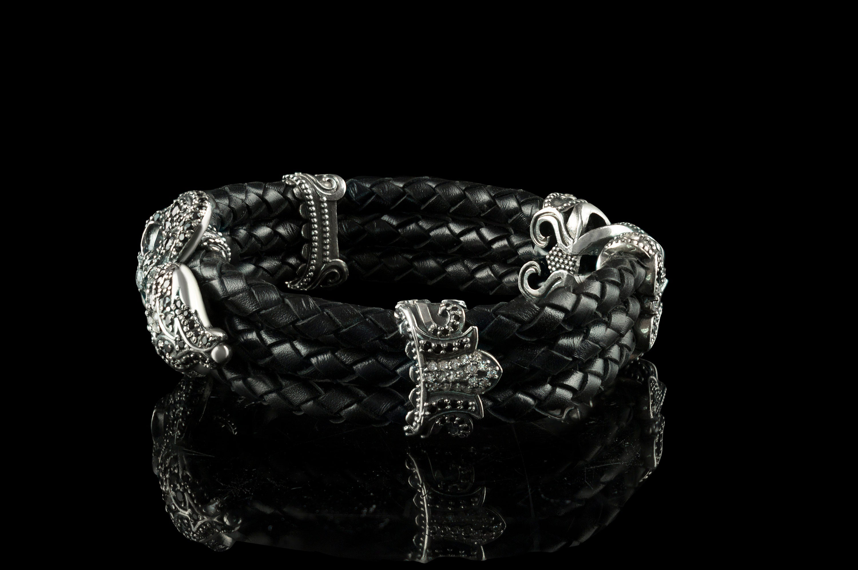 Women bracelet Fleur De Lis Black leather bracelet Silver bracelet Fleur De Lys Victorian Bracelet Heraldic jewelry