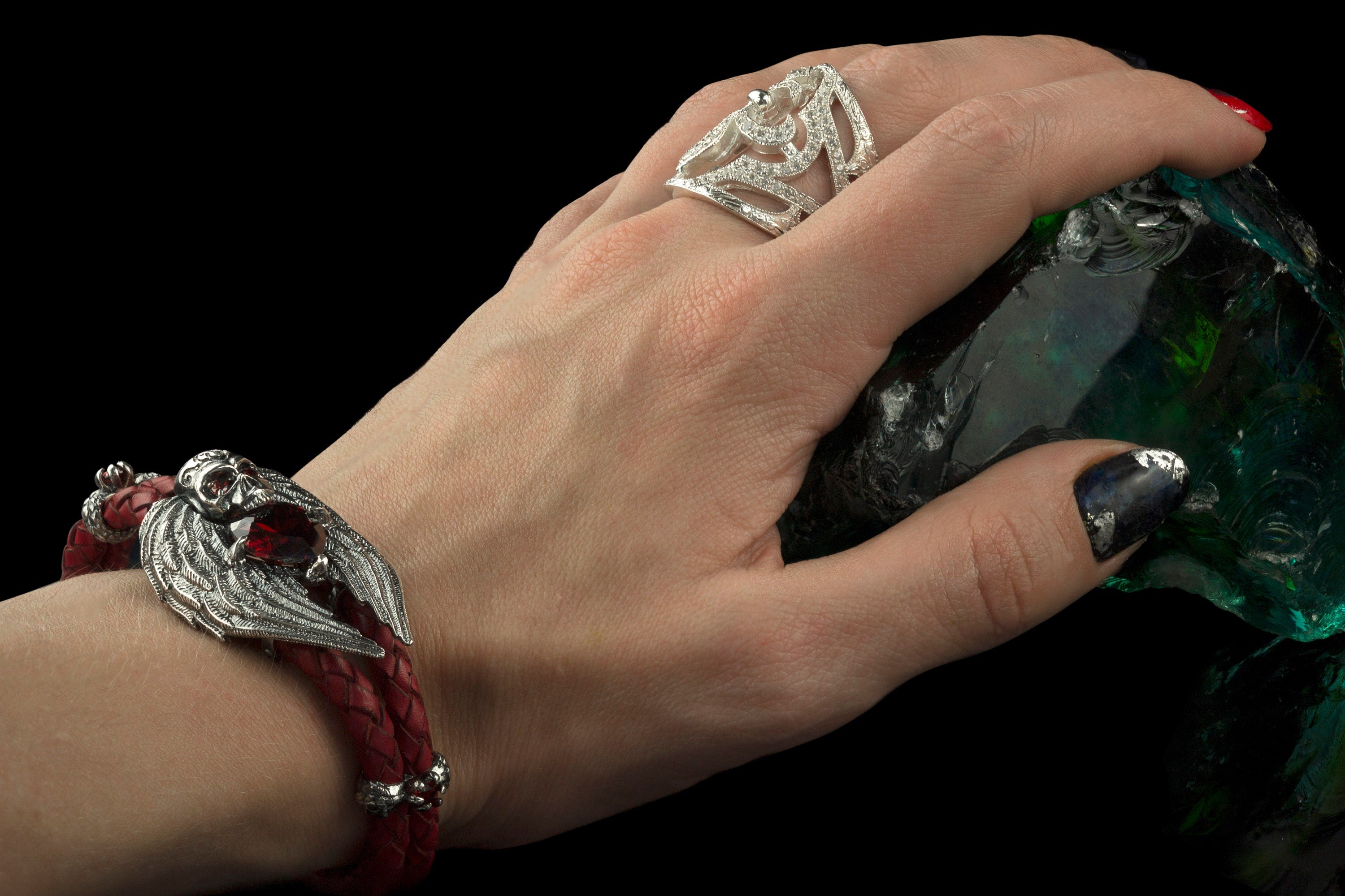 Skull women's bracelet Silver skull bracelet with red leather Skull with wings