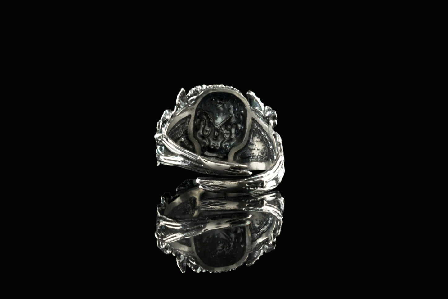 Women's skull ring Adjustable silver skull ring White gemstones Silver skull ring Skull with flowers