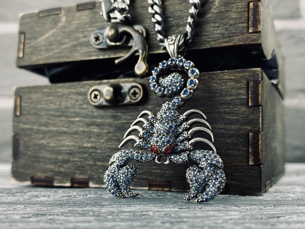 Scorpion pendant, Silver Pendant Emperor