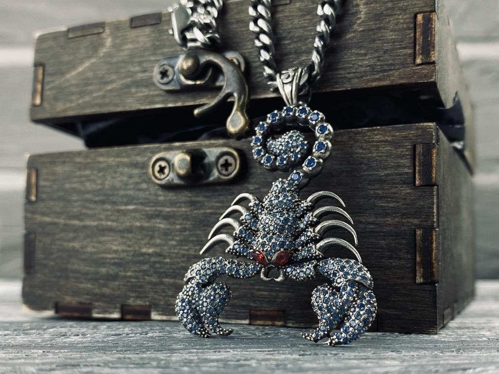 Scorpion pendant, Silver Pendant Emperor