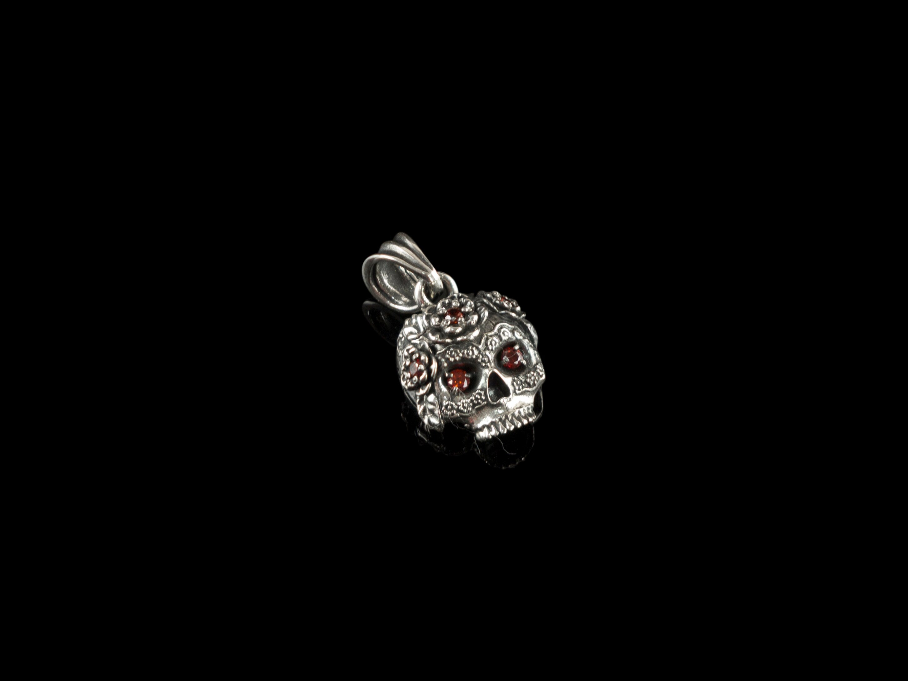 Tiny skull pendant Silver skull jewelry  Frida pendant Gothic pendant