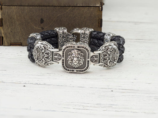 Silver bracelet Lion Biker jewelry  king of beasts Genuine leather & 925 sterling silver