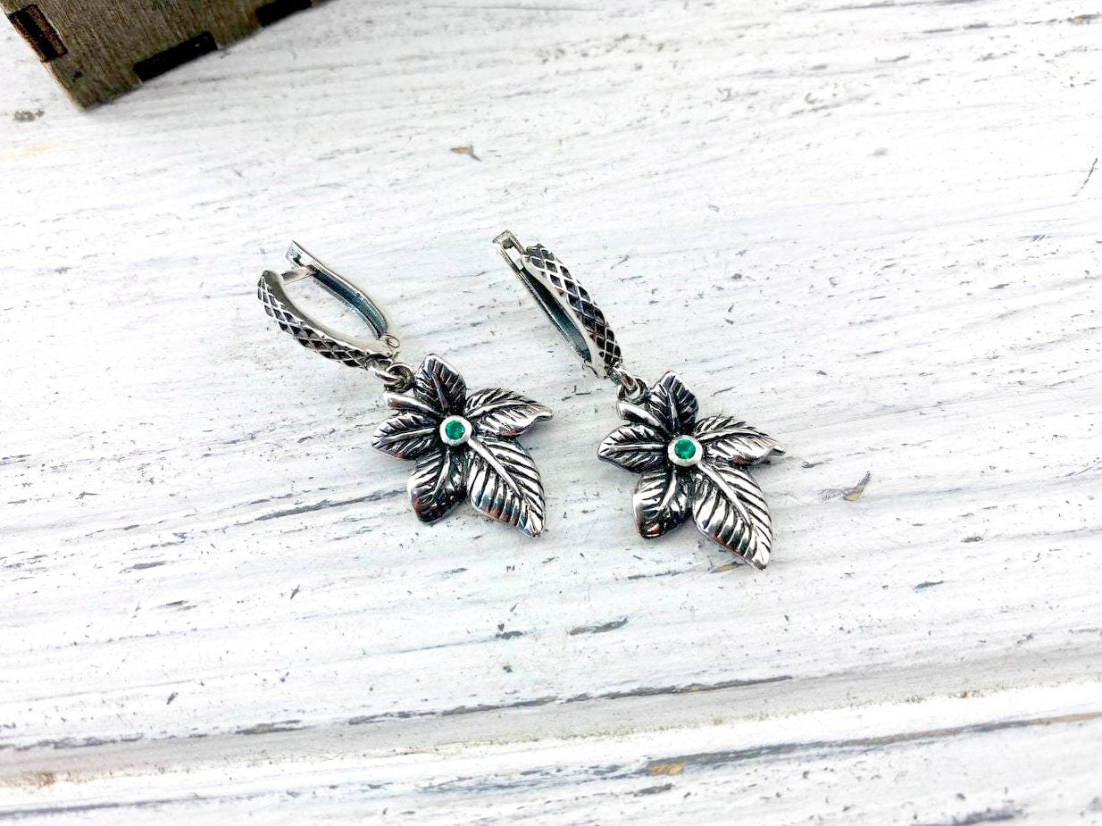 Oxidized sterling silver leaf earrings  Silver leaf leaflet earrings Green earrings Drop silver earrings Silver floral earrings