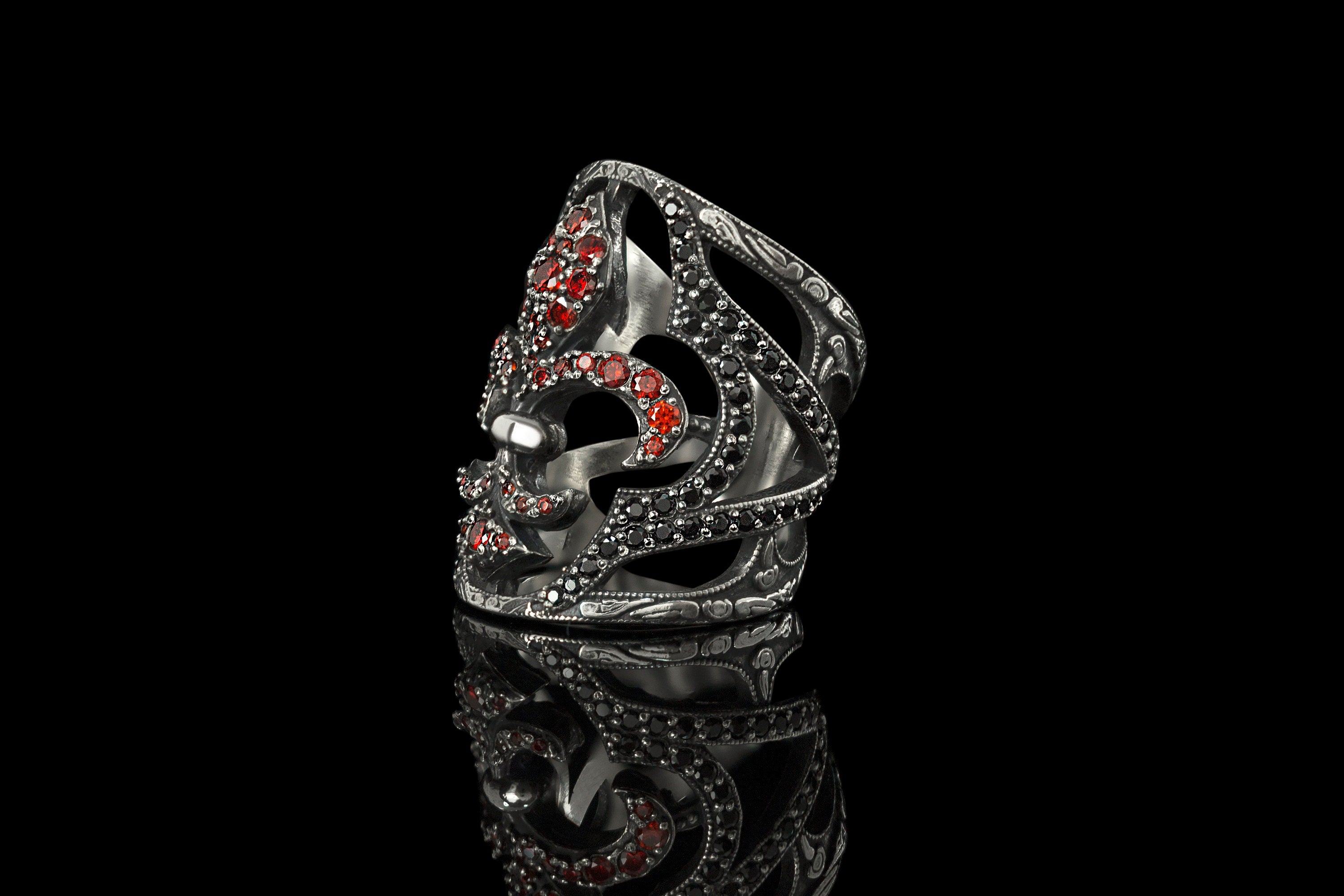 Women ring Fleur de lis Adjustable ring Red gemstones Garnet ring Cocktail ring Heavy ring Biker women ring