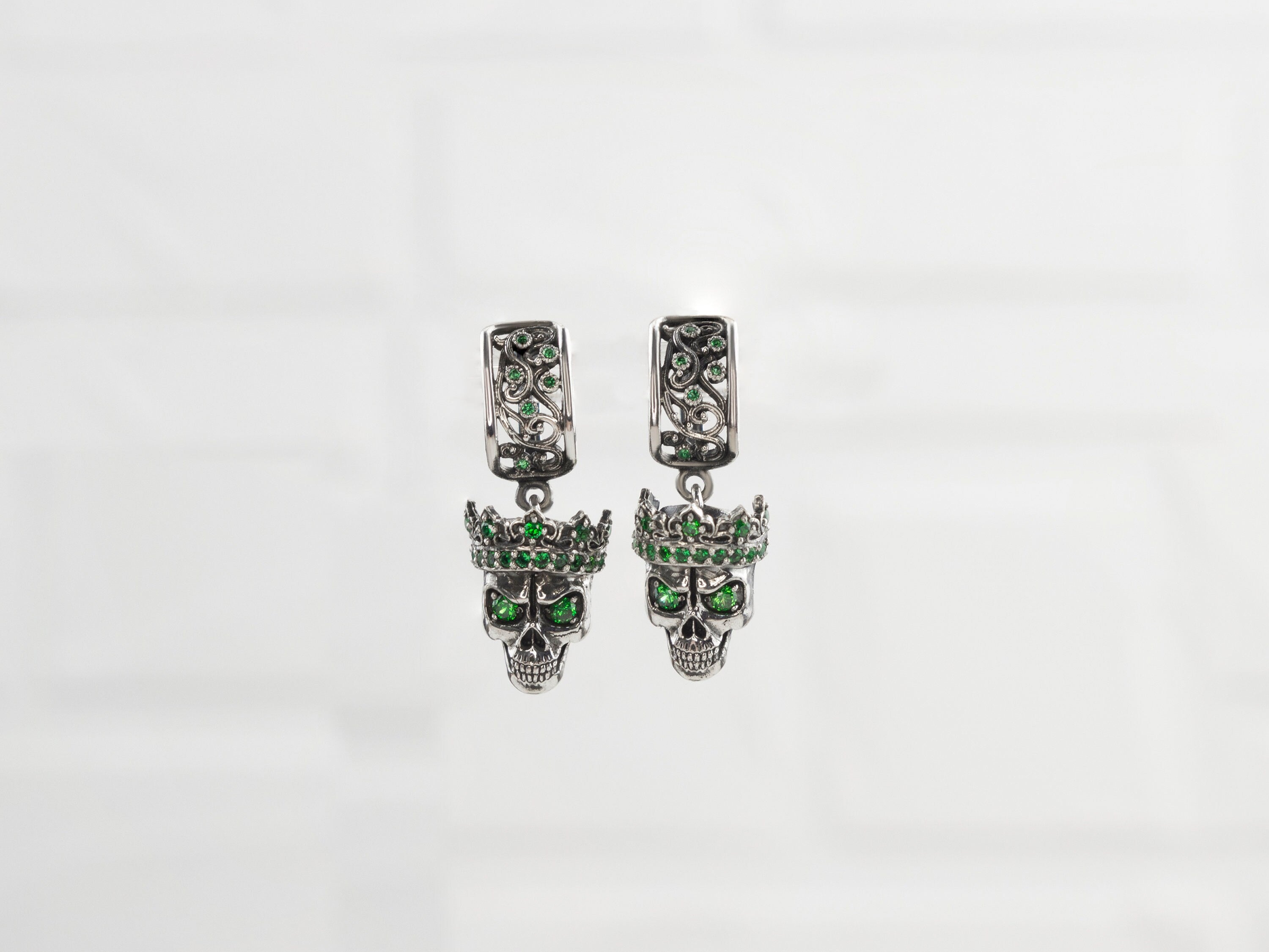 Silver skull earrings Women skull jewelry Santa Muerte earrings Green gemstones