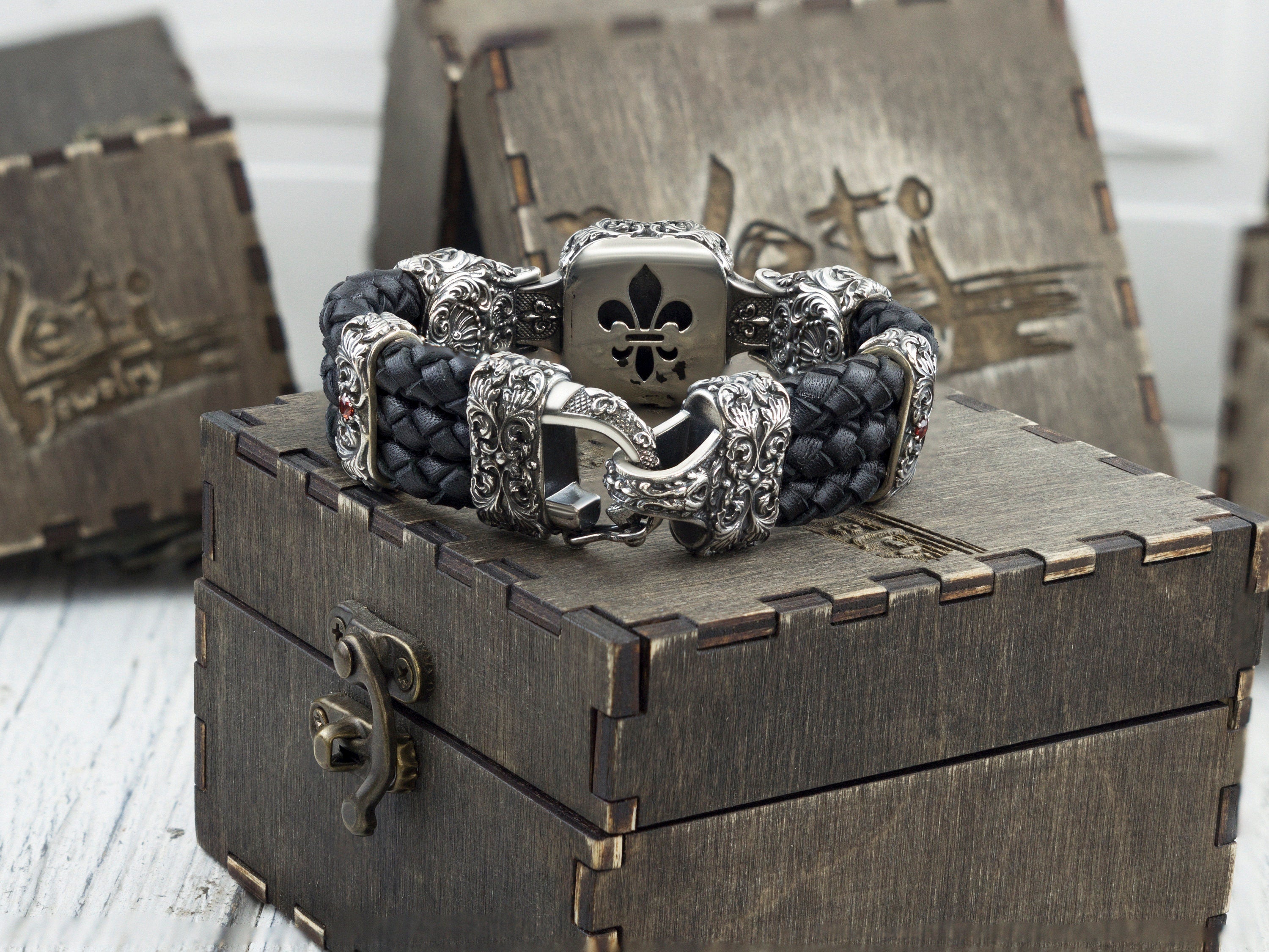 Skull bracelet Silver skull bracelet Biker jewelry Victorian style skull bracelet