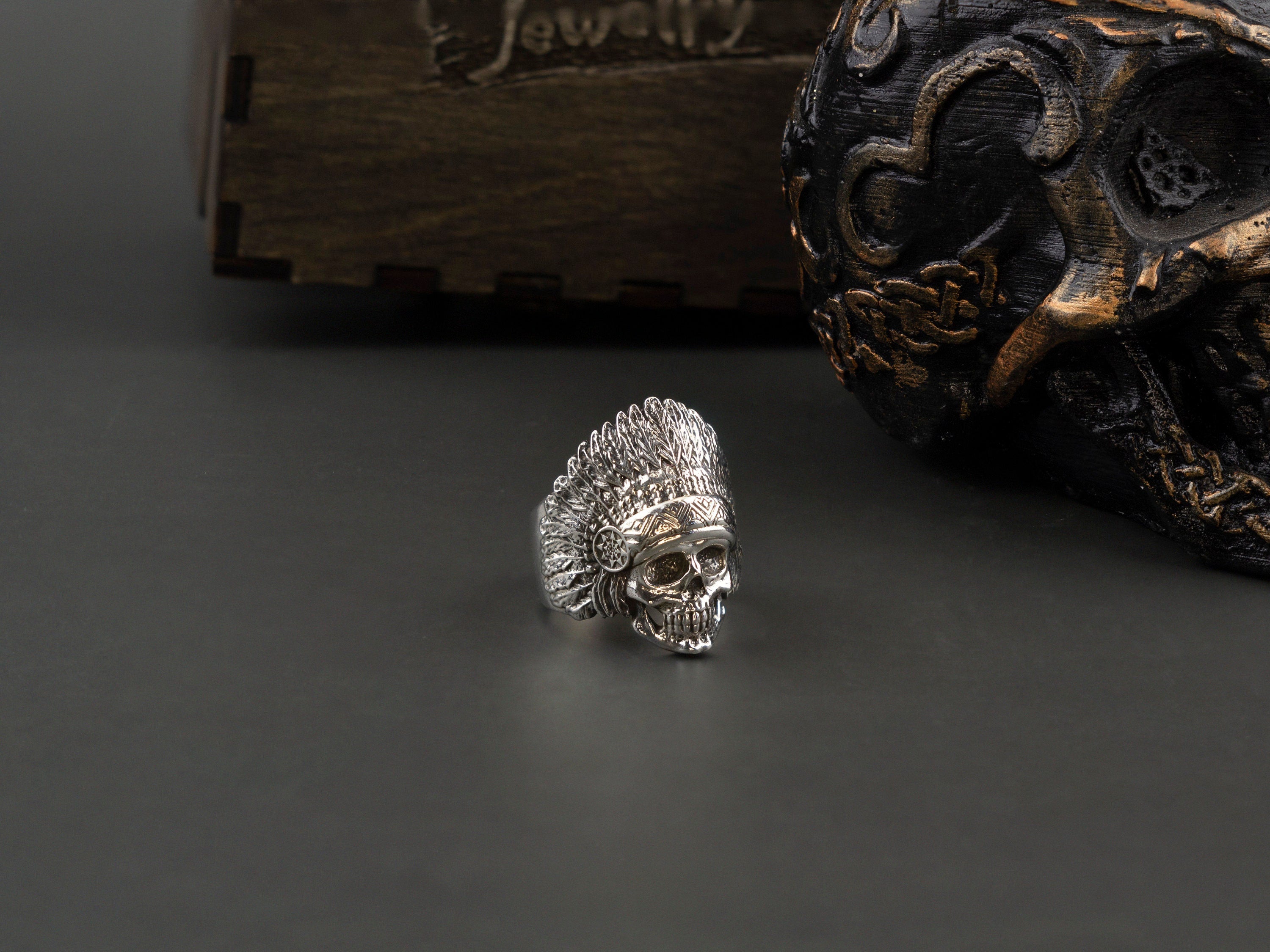 Skull Indian ring Silver skull Native American  Ring with Indian roach headdress Biker jewelry