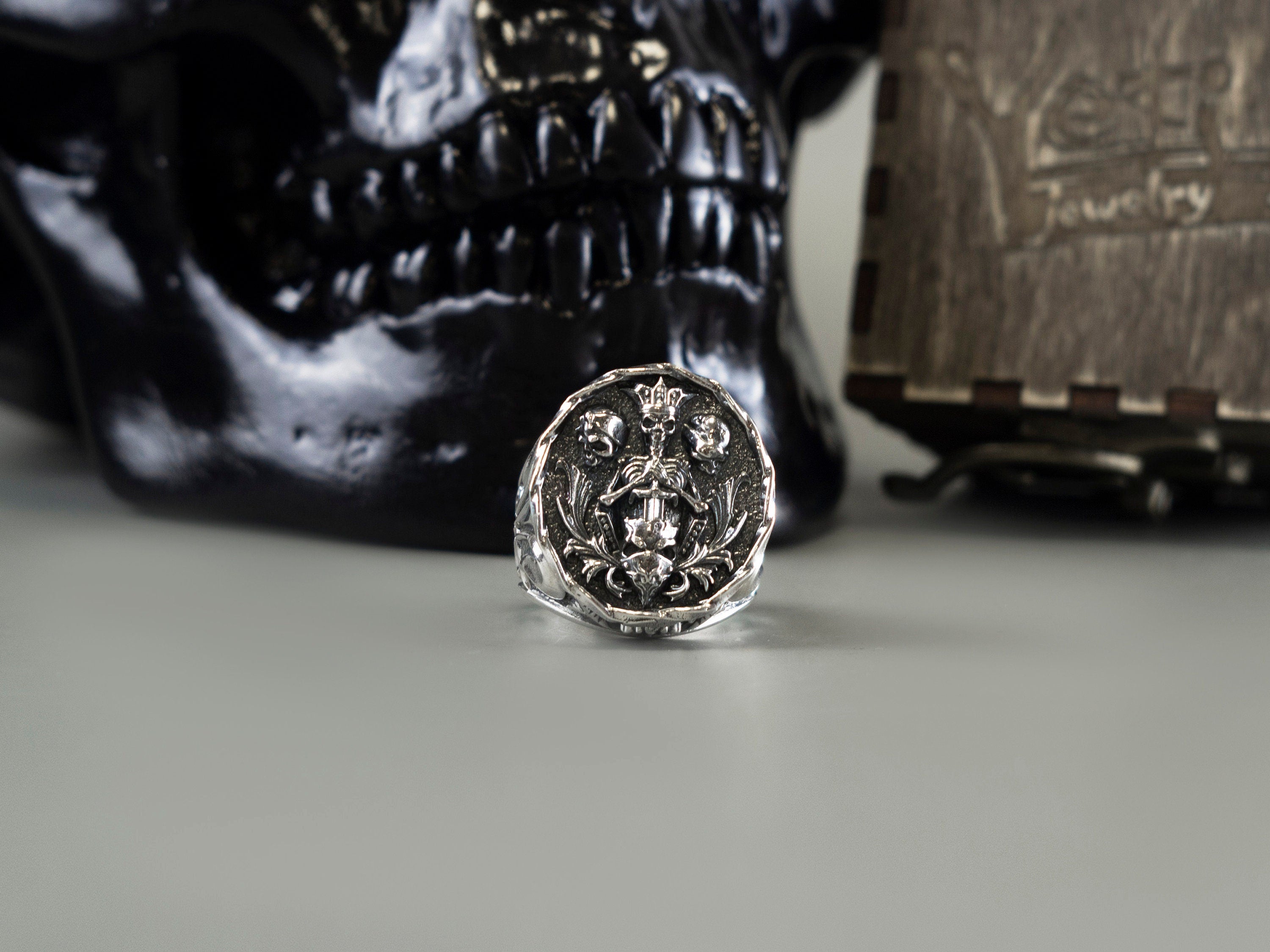 Silver skull ring See nothing Hear nothing Say nothing Huge skulls ring Biker jewelry