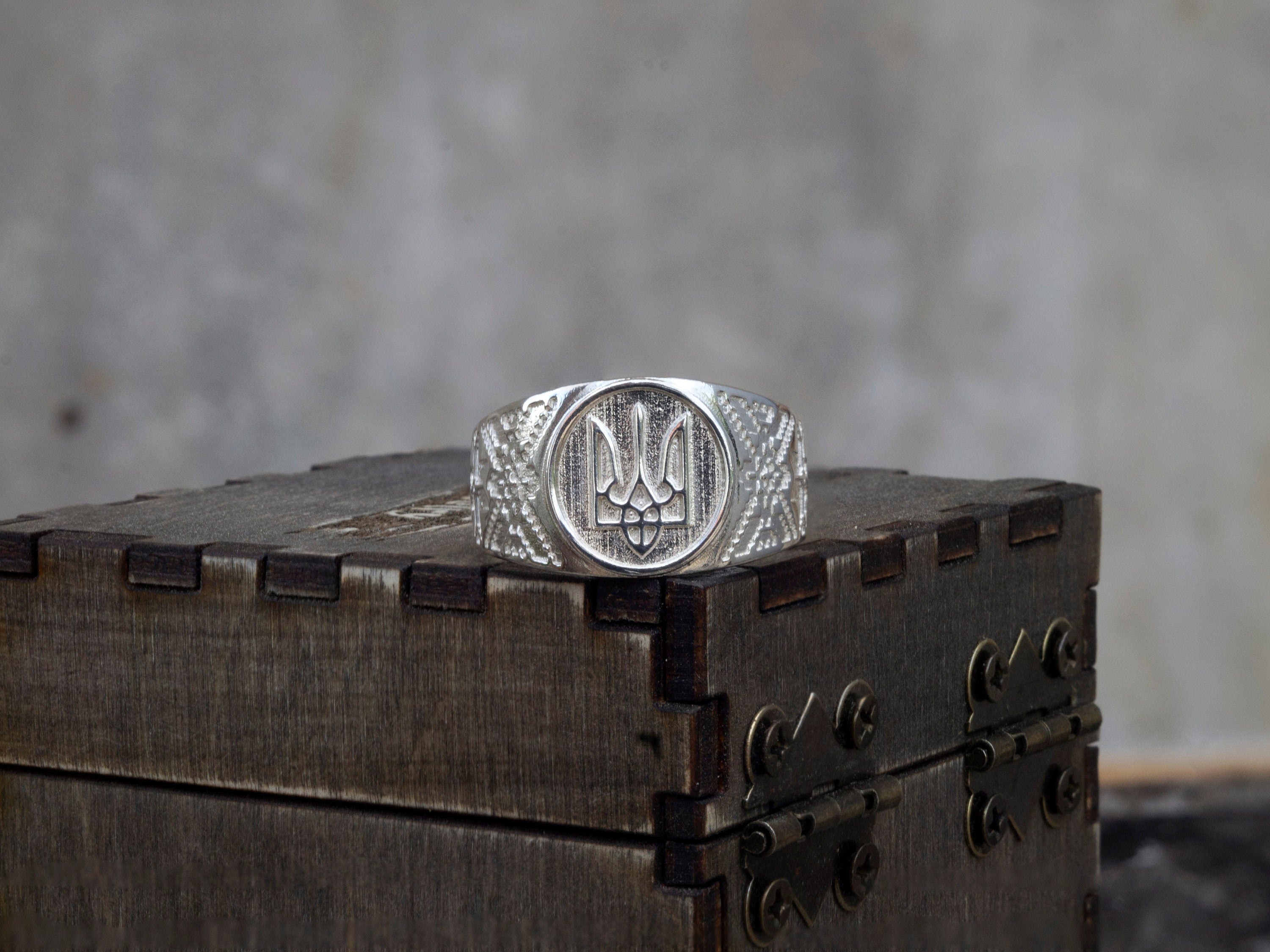 Ukraine ring Trizub Ukrainian ring with ornament  Silver trident ring of Ukraine Tryzub ring of Ukraine