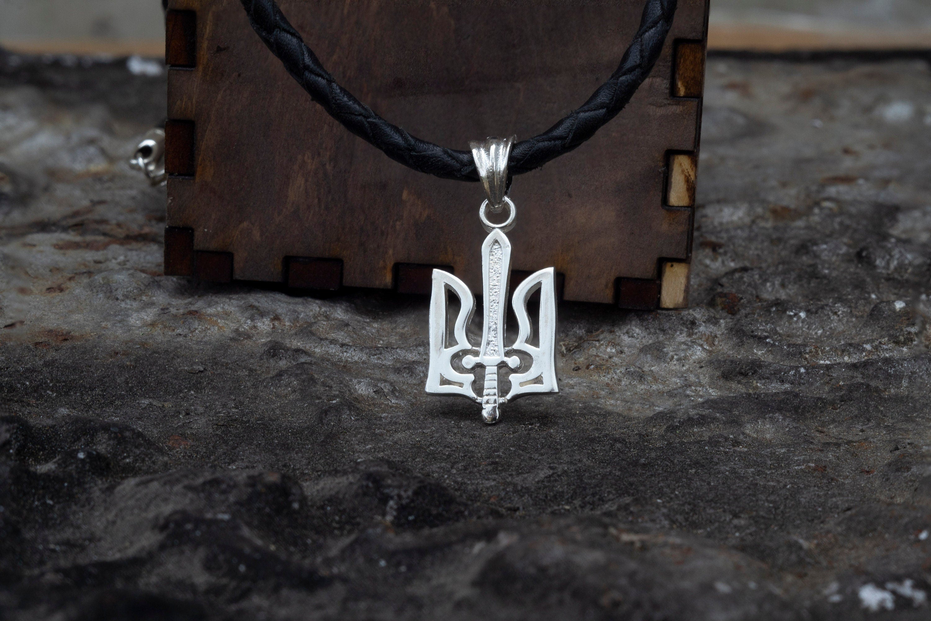 Silver tryzub, Ukrainian trident pendant